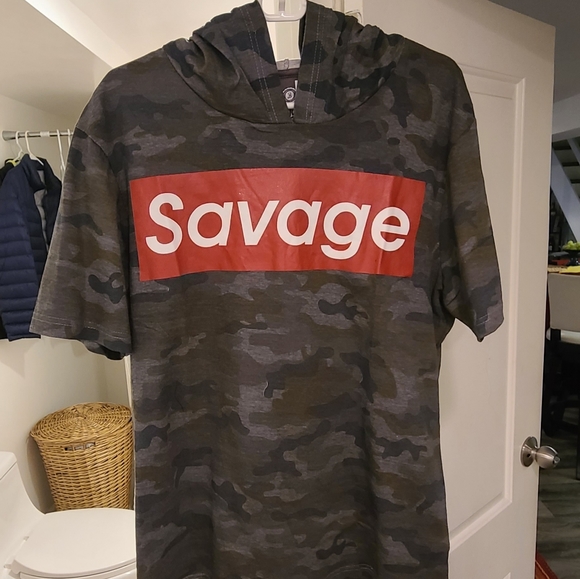 XL short sleeve hoddie - Picture 4 of 4